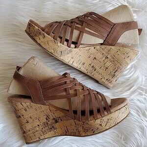 Shimmer by EDL Women's Browne Criss Cross Strappy Wedge Sandal SZ 9